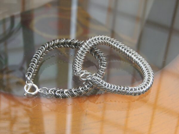 Flat Box Chain Bracelet - Image 2