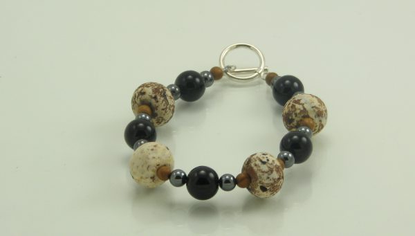 Fossilized Bone and Onyx Set - Image 3