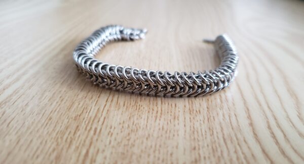 Flat Box Chain Bracelet - Image 4