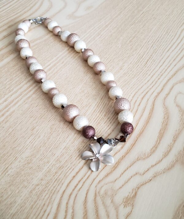 Cream Pearlized Beaded Necklace - Image 2